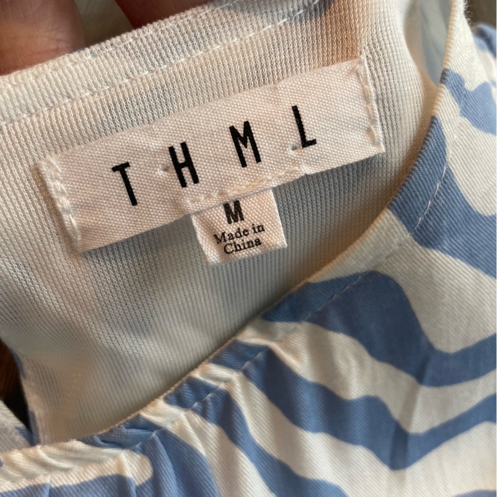 THML Blue and White Pattern Short Sleeve Dress Boho- Size M - Picture 9 of 9